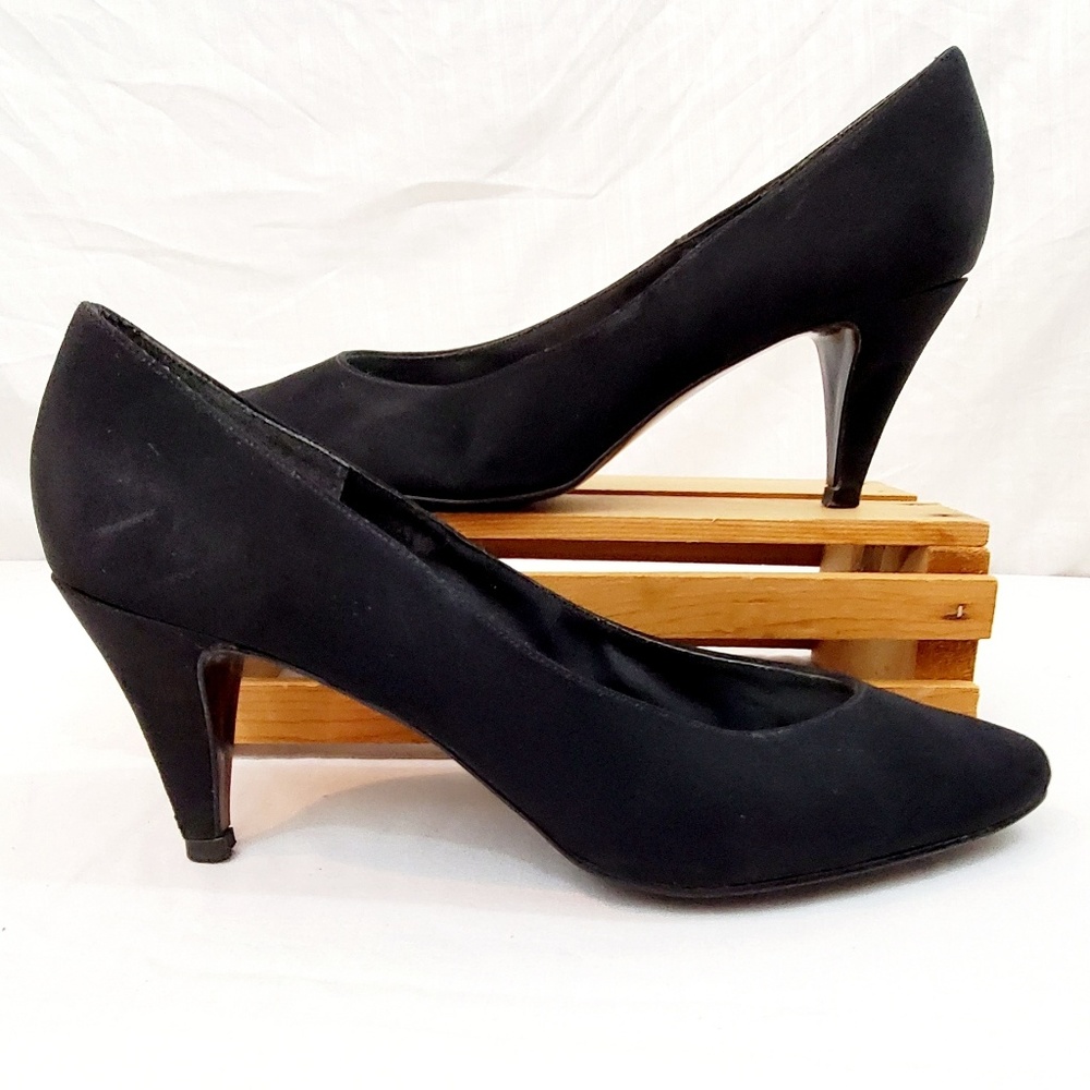 Black Cloth  2.5" Heel Wright Life by Life Stride